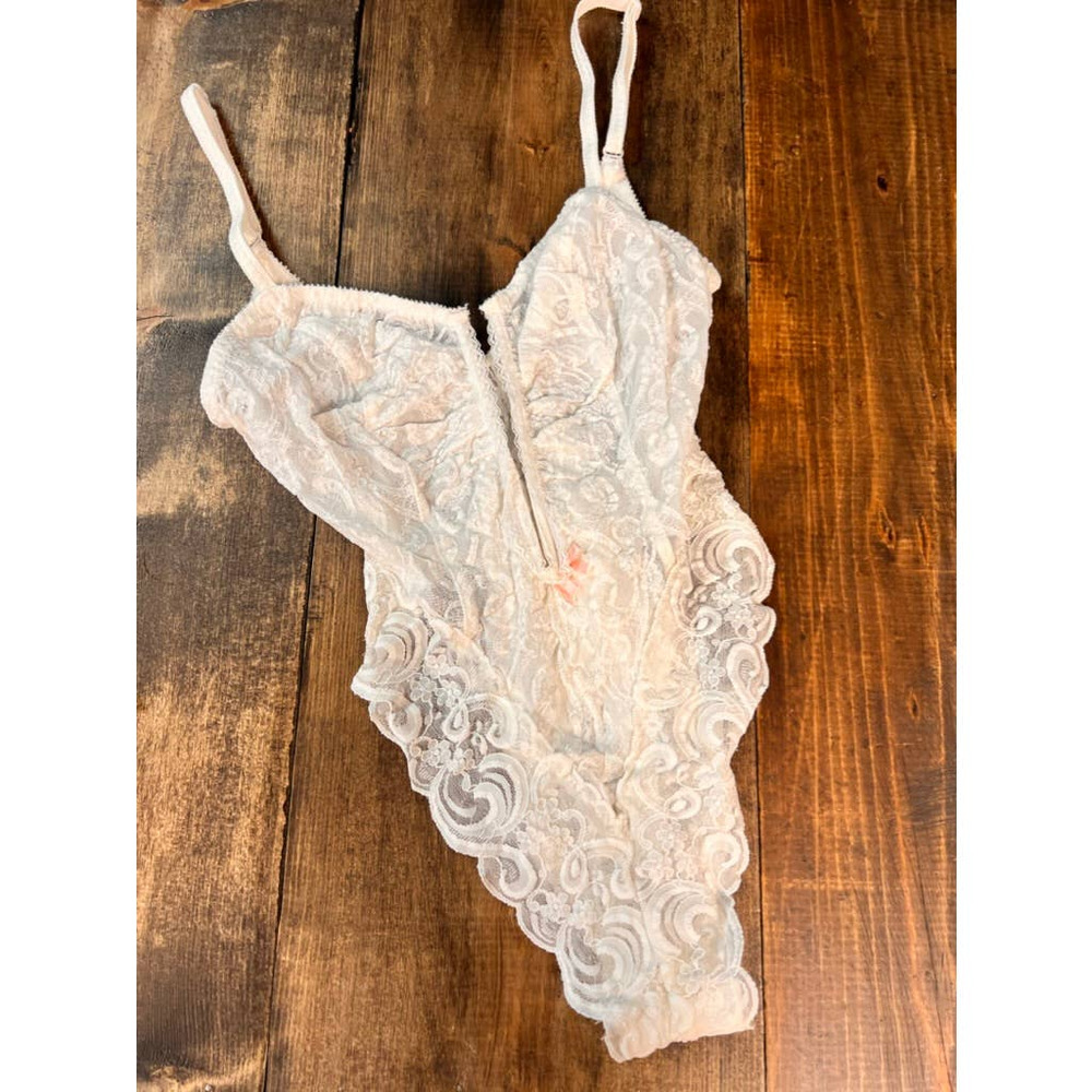 Vintage Women's White Lace Lingerie 36 D
